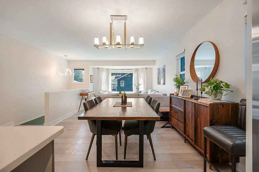 625 Seymour Court North Vancouver, BC - 10