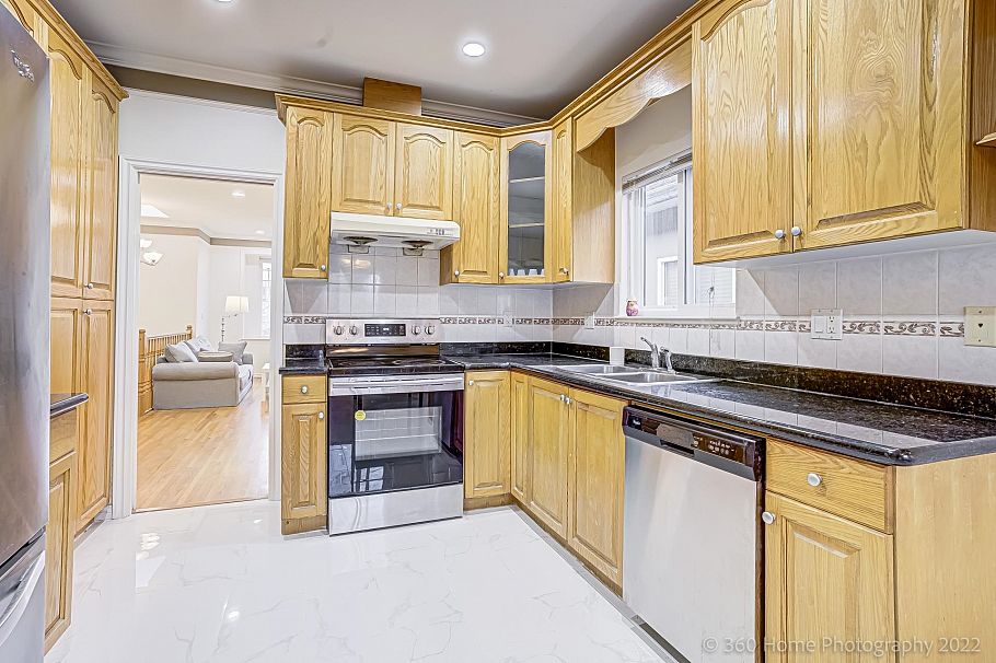 2529 Franklin Street Vancouver, BC - 4