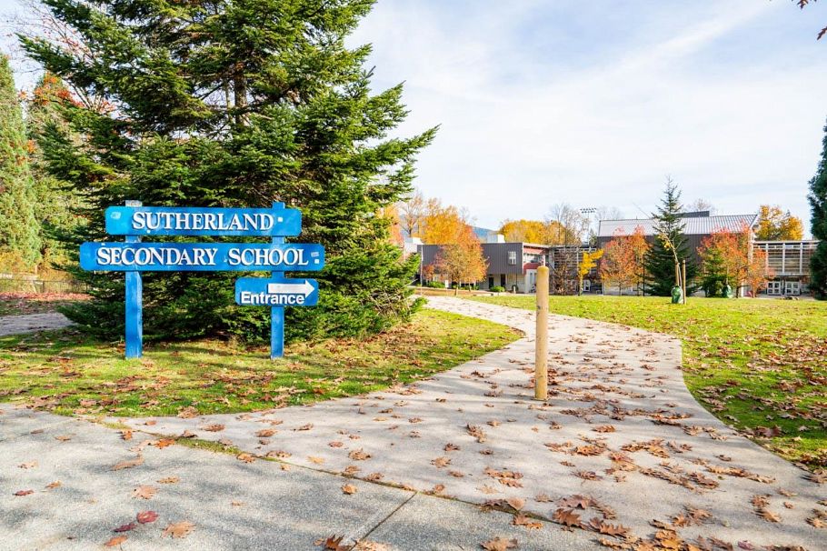 323 E Keith Road North Vancouver, BC - 24