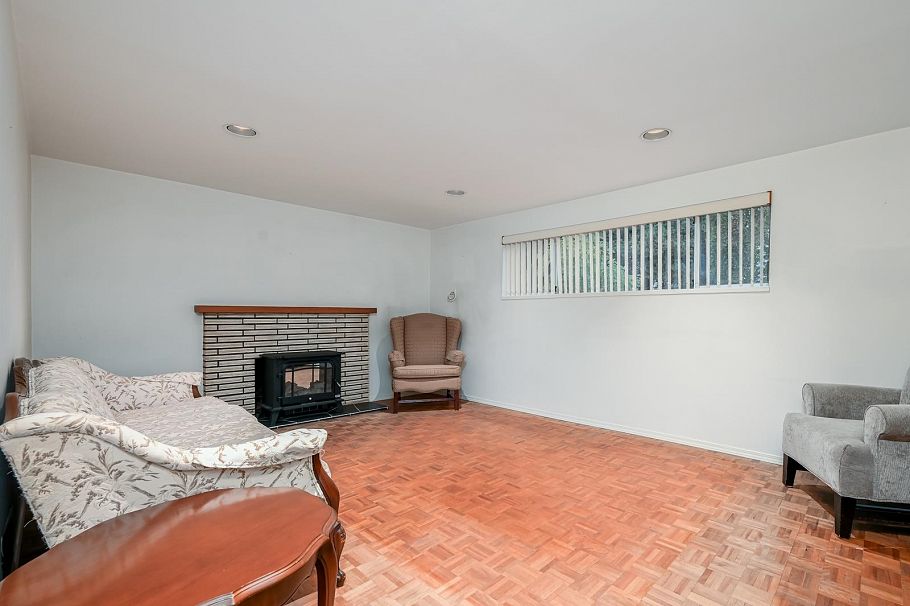 3226 E 1st Avenue Vancouver, BC - 18