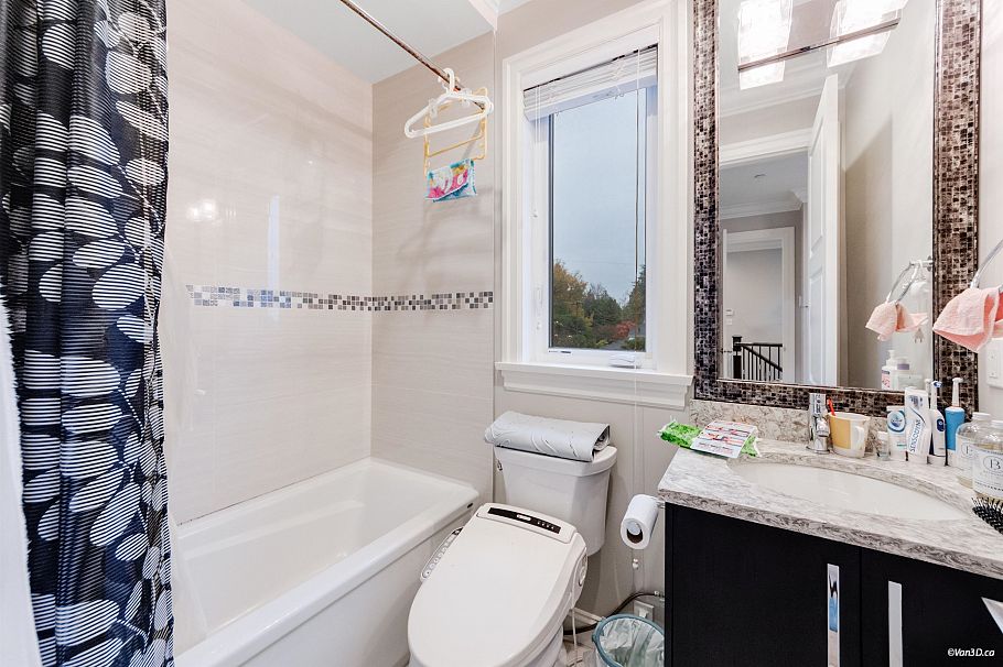 3029 W 45th Avenue Vancouver, BC - 13