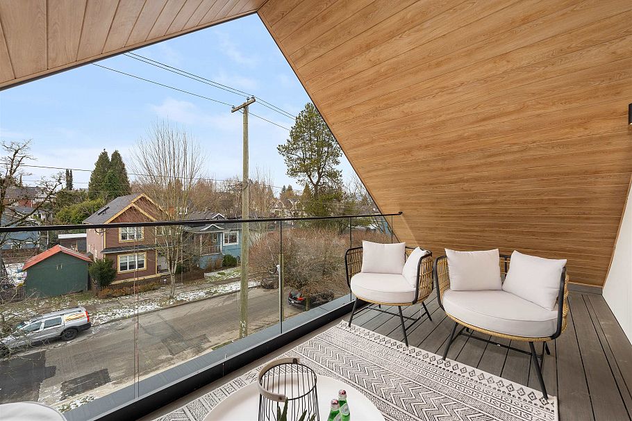 1 3118 Windsor Street Vancouver, BC - 31