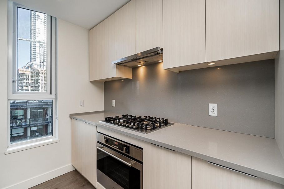 707 4465 Juneau Street Burnaby, BC - 9