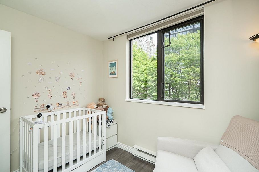 304 488 Helmcken Street Vancouver, BC - 26