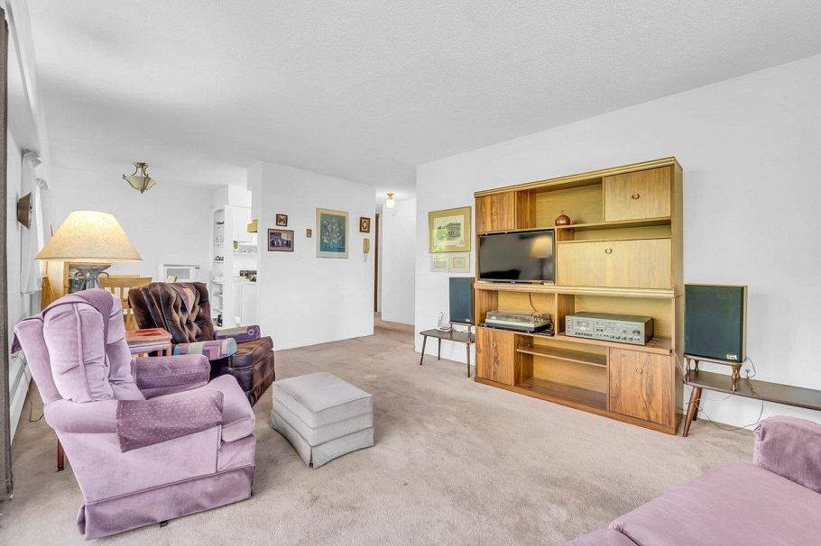 311 2121 W 6th Avenue Vancouver, BC - 3