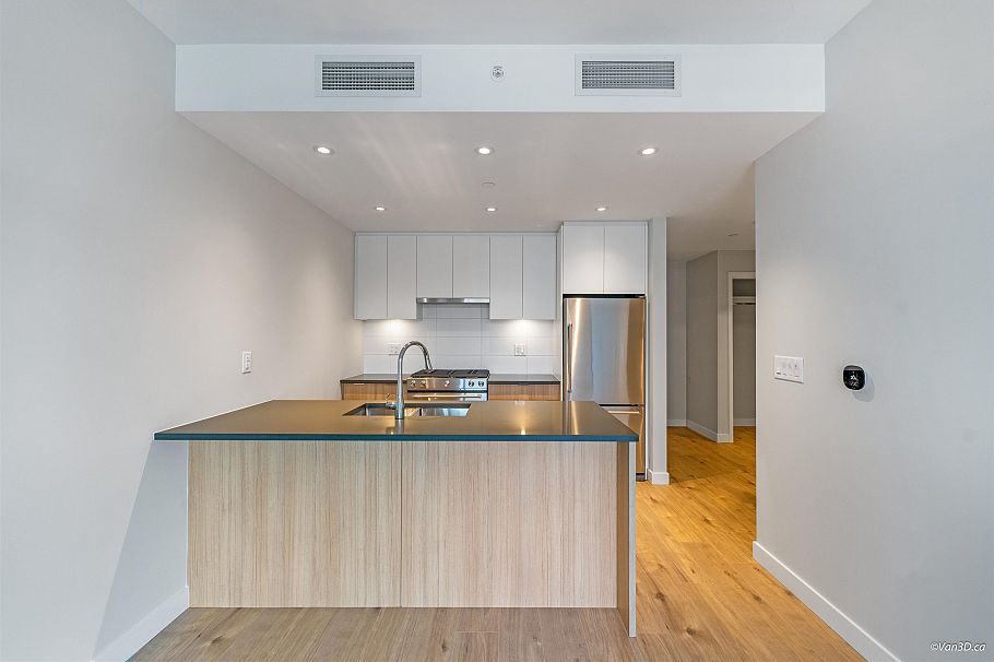 1205 3430 E Kent Avenue South Vancouver, BC - 7