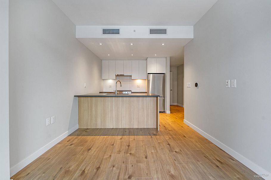 1205 3430 E Kent Avenue South Vancouver, BC - 5