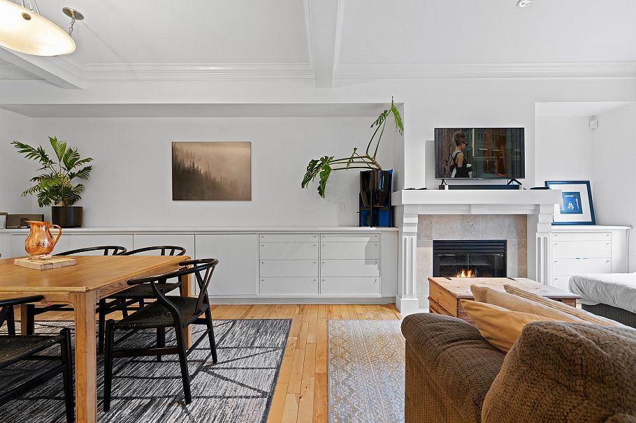 6 2688 Mountain Highway North Vancouver, BC - 6