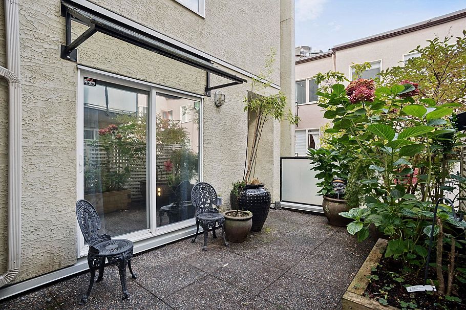 105 1554 Burnaby Street Vancouver, BC - 18