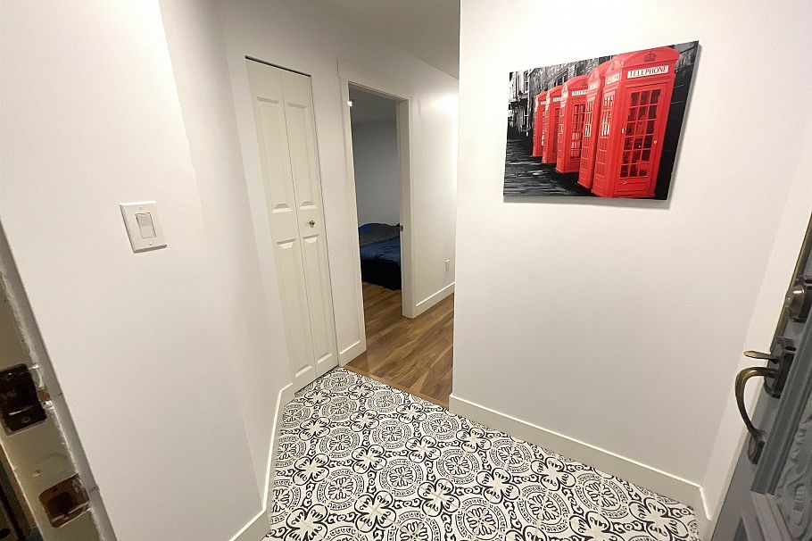 312 1215 Pacific Street Vancouver, BC - 9