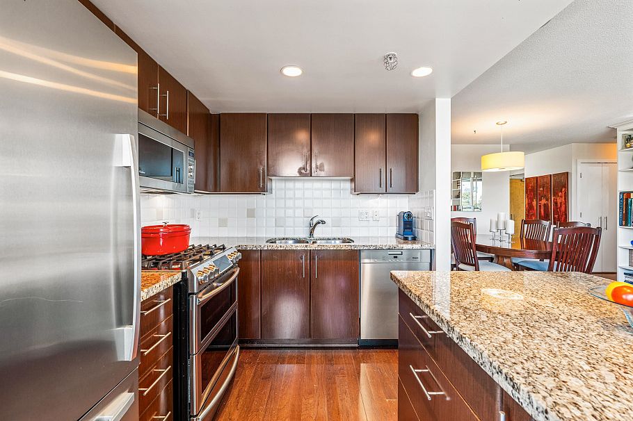 701 120 Milross Avenue Vancouver, BC - 7