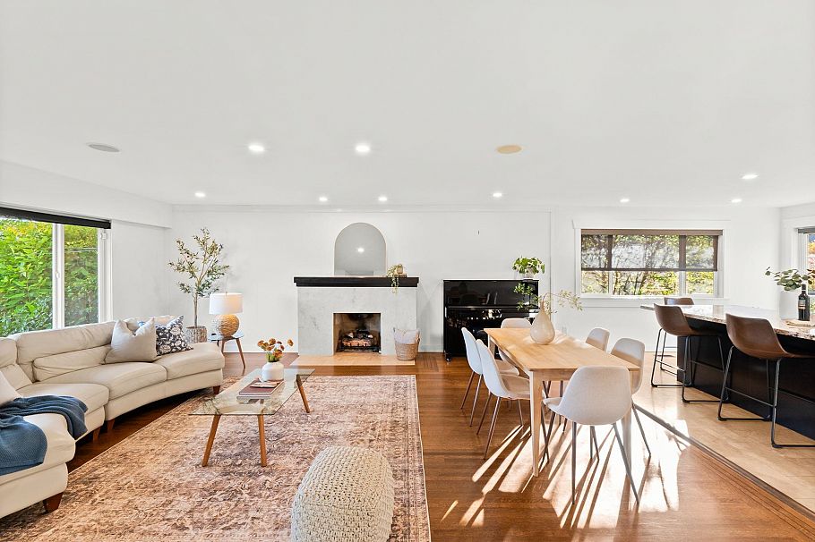 463 Beachview Drive North Vancouver, BC - 7