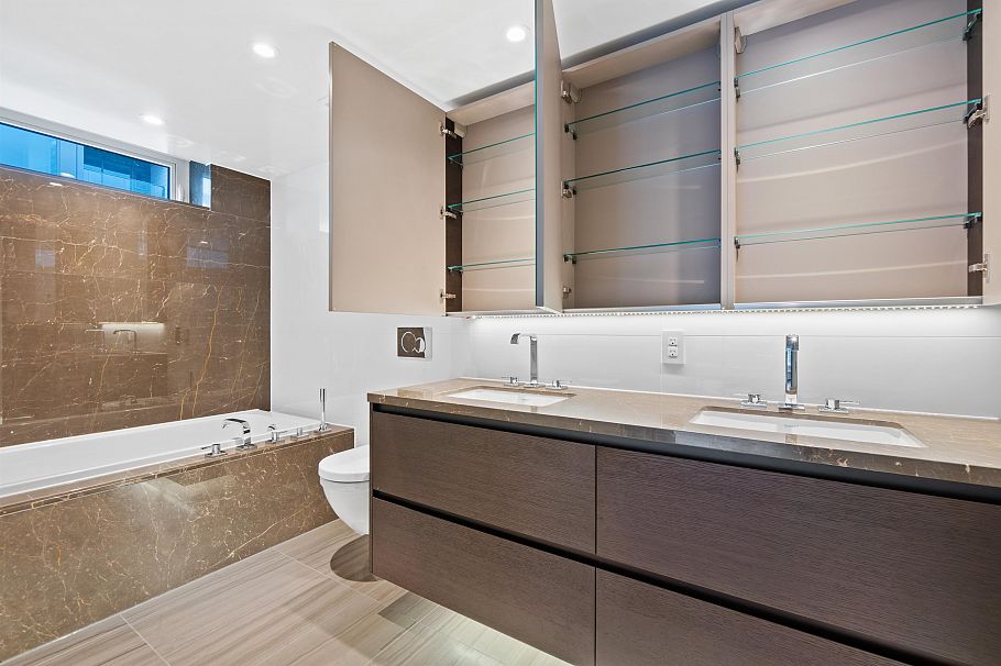 603 1571 W 57th Avenue Vancouver, BC - 17