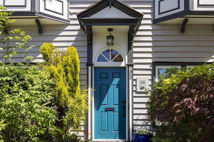 1902 Stephens Street Vancouver, BC - 2