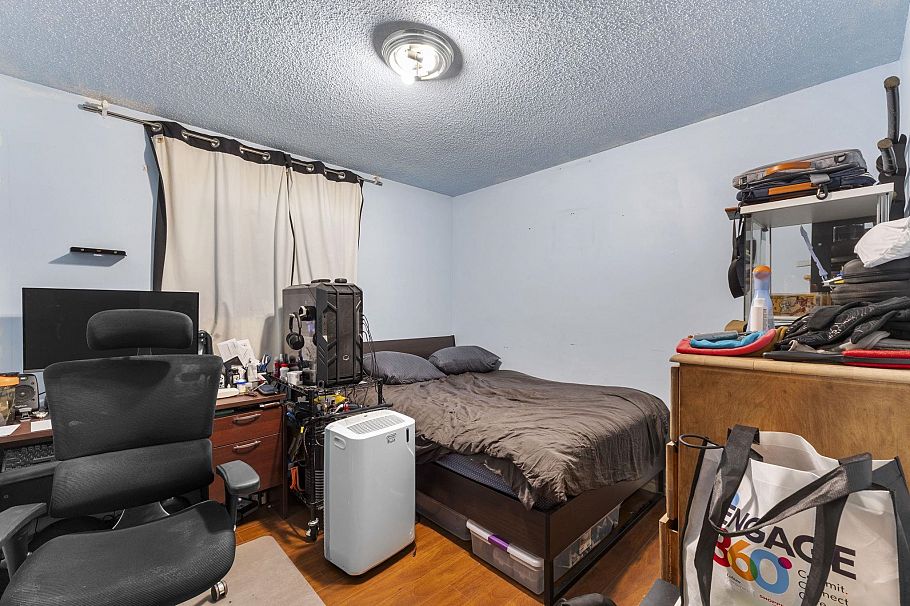 3361 William Street Vancouver, BC - 20