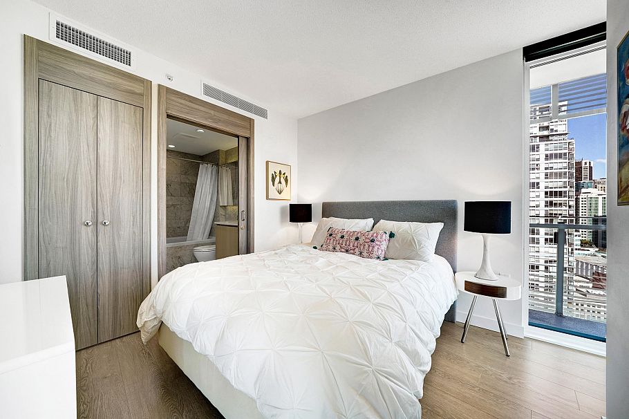 2006 89 Nelson Street Vancouver, BC - 7