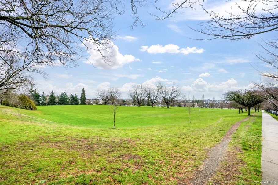 105 477 W 59th Avenue Vancouver, BC - 8