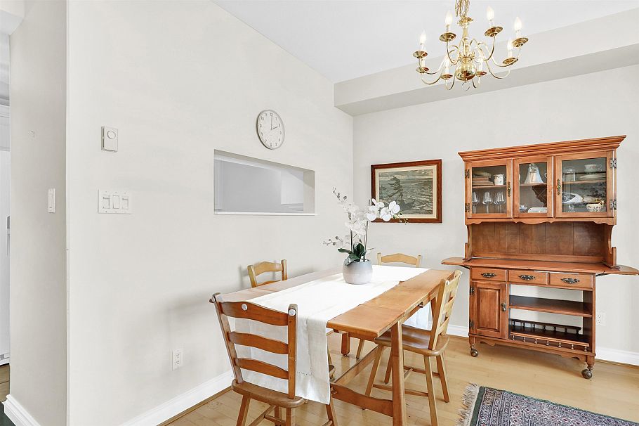 403 2580 Tolmie Street Vancouver, BC - 11