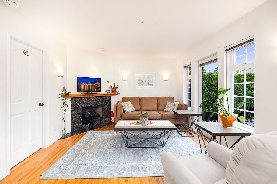 2718 W 3rd Avenue Vancouver, BC - 7