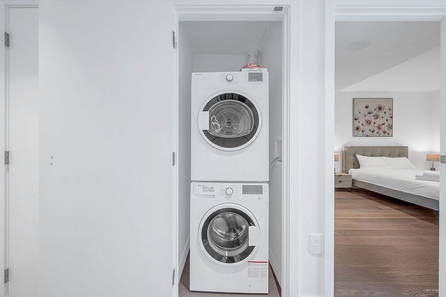 2001 620 Cardero Street Vancouver, BC - 23