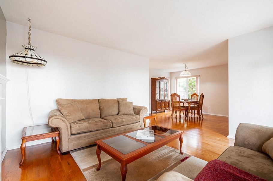 323 E Keith Road North Vancouver, BC - 8