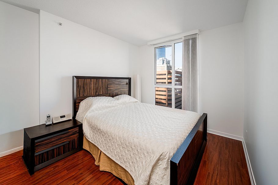 1808 1188 Howe Street Vancouver, BC - 9