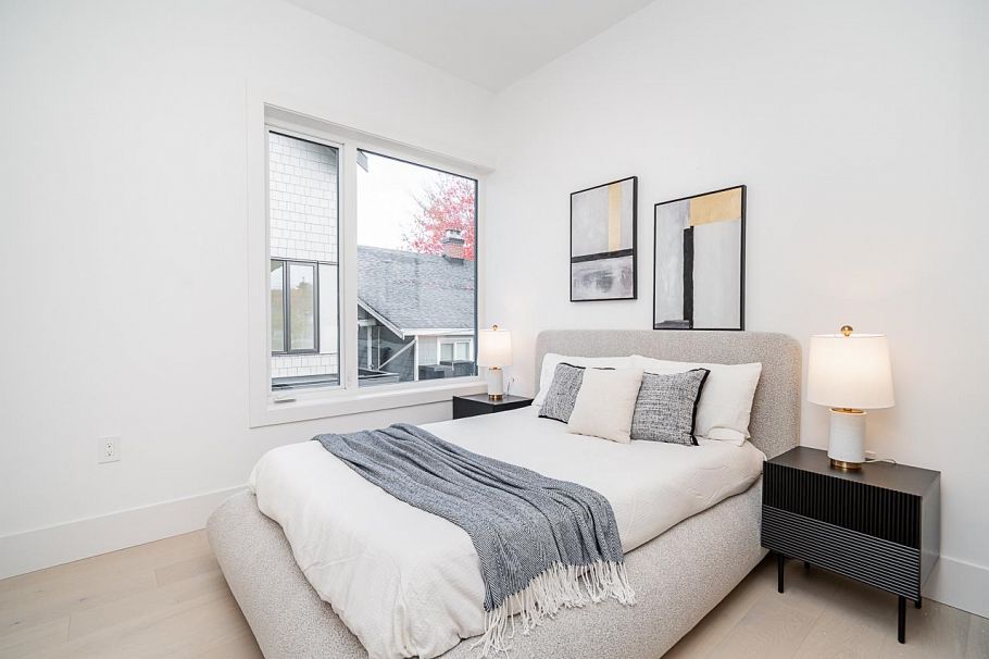 2462 Adanac Street Vancouver, BC - 14