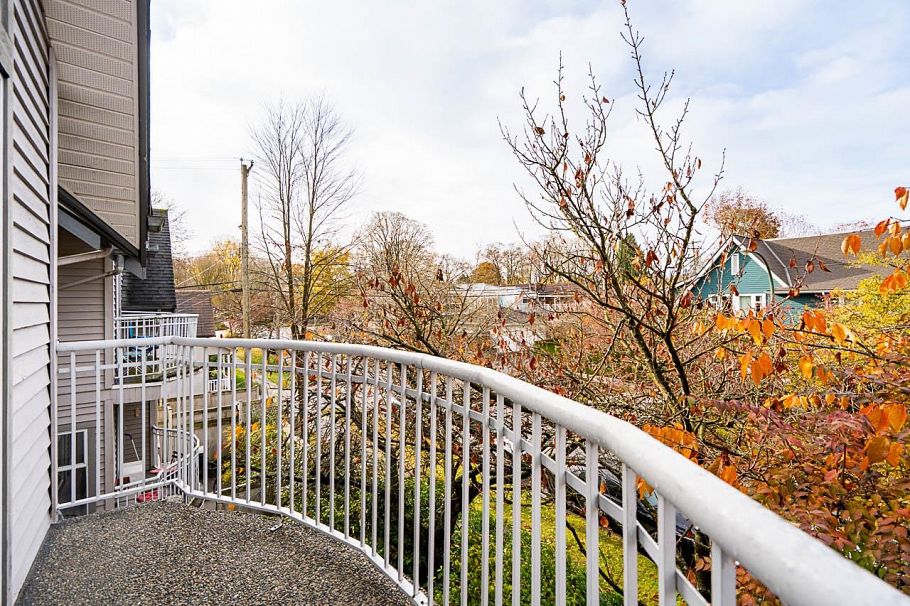 304 592 W 16th Avenue Vancouver, BC - 32