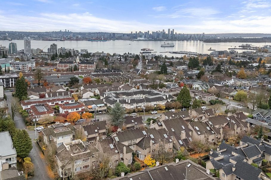 6 230 W 15th Street North Vancouver, BC - 39