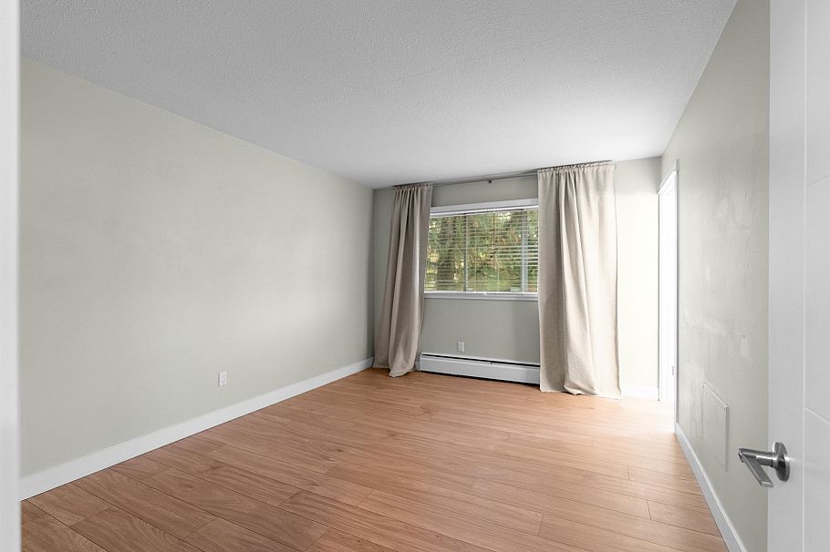 2645 Westview Drive North Vancouver, BC - 19