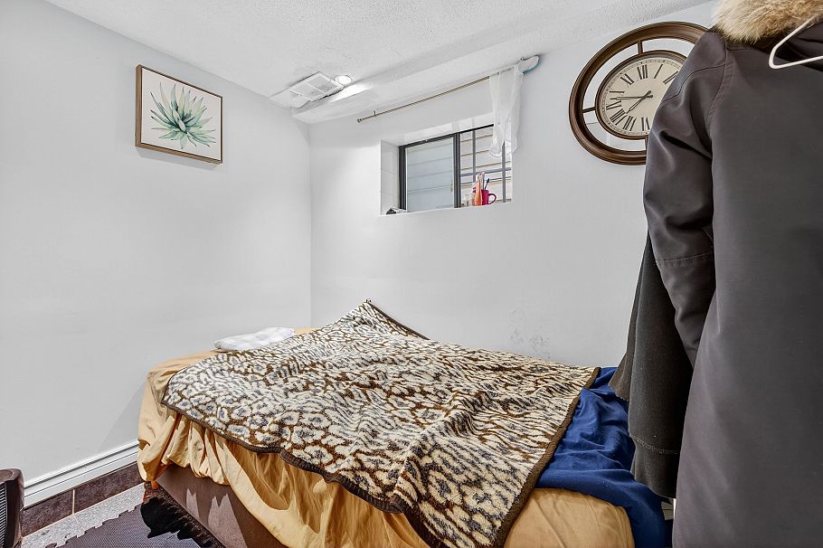 3838 Inverness Street Vancouver, BC - 32