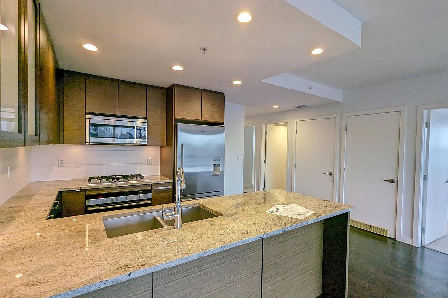 608 6311 Cambie Street Vancouver, BC - 1