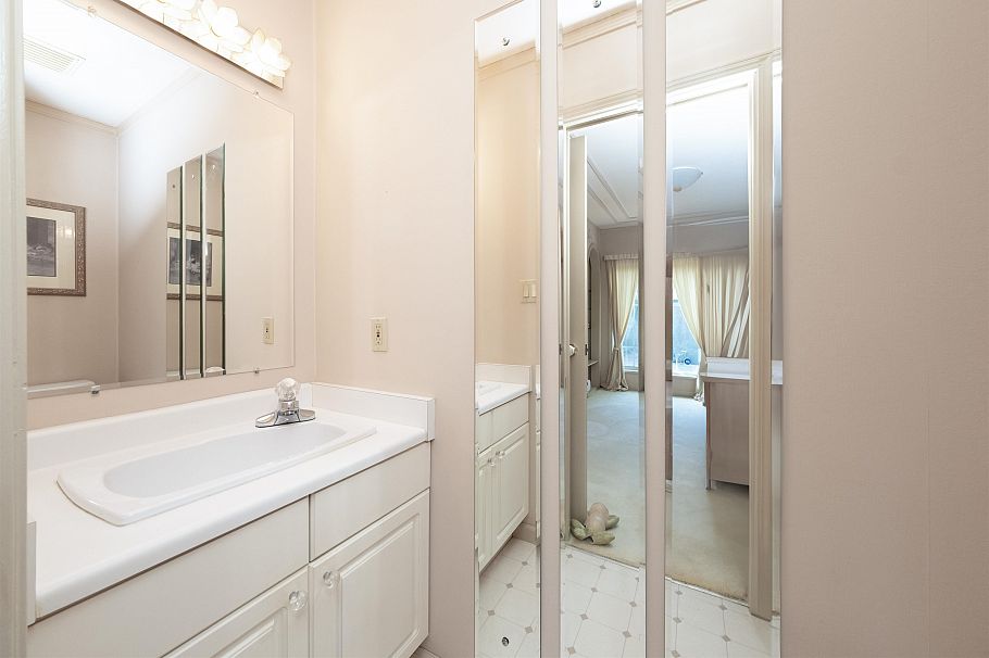 5020 Moss Street Vancouver, BC - 21