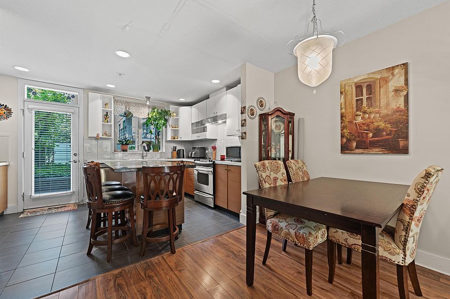 45 728 W 14th Street North Vancouver, BC - 7