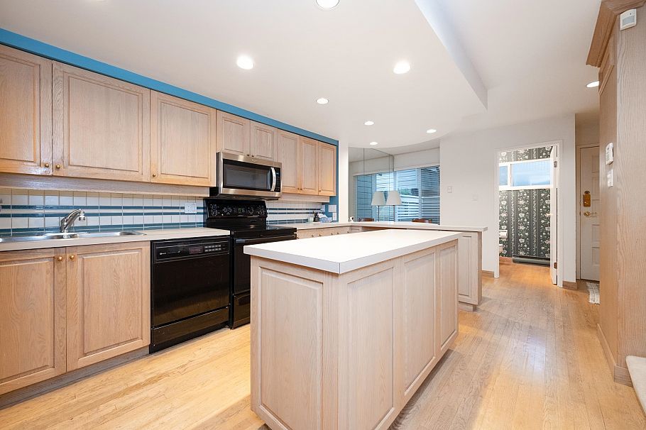 4083 Parkway Drive Vancouver, BC - 9