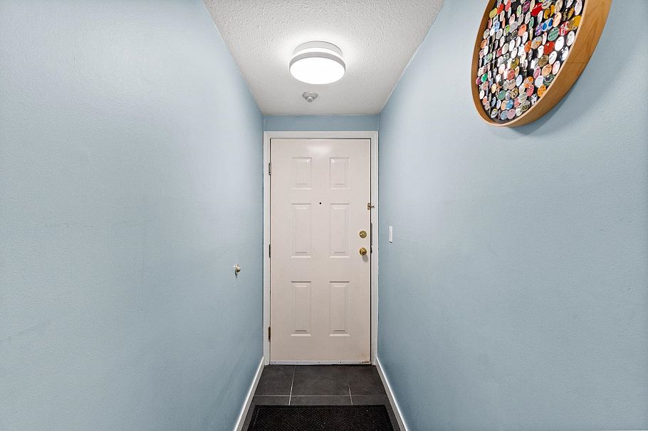 102 1689 E 4th Avenue Vancouver, BC - 18