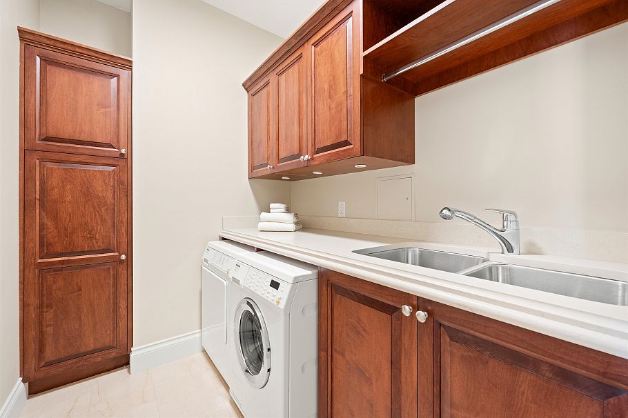 2002 1515 Homer Mews Vancouver, BC - 18