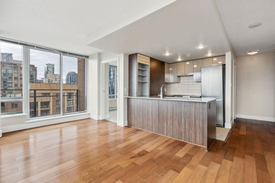 1801 1088 Richards Street Vancouver, BC - 4