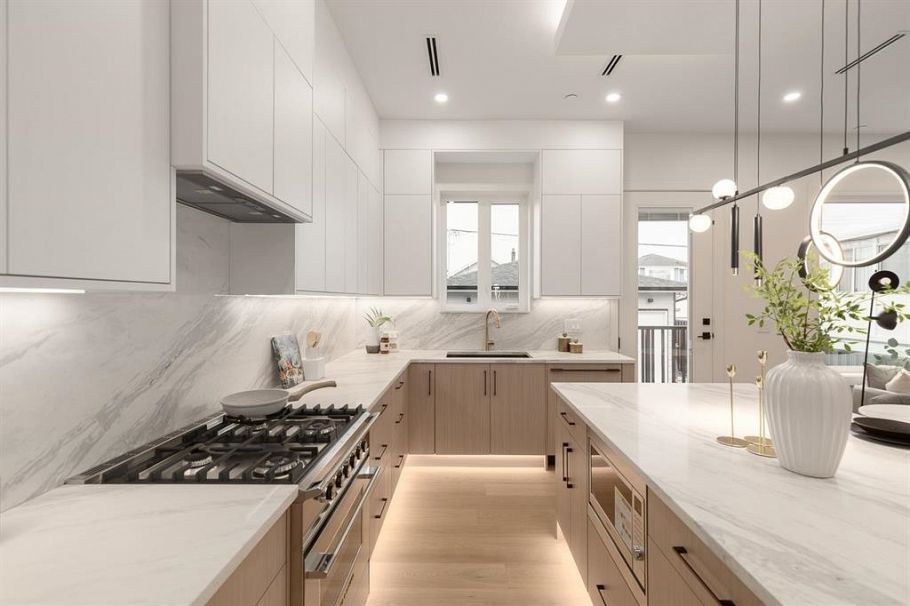 2 2658 Dundas Street Vancouver, BC - 17