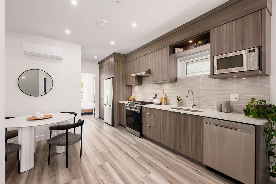 5102 Chambers Street Vancouver, BC - 6