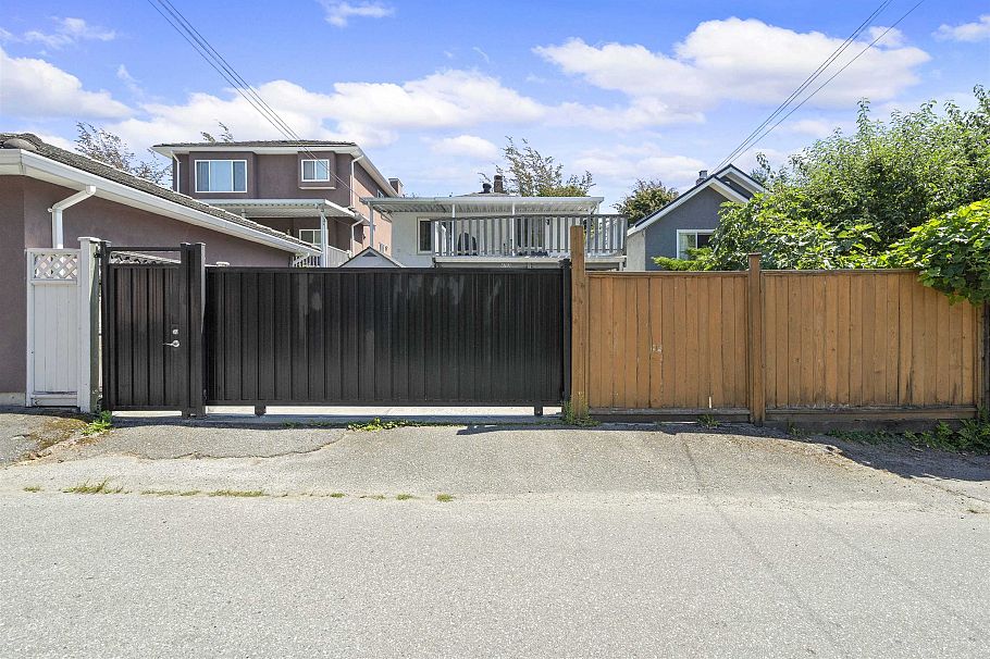 4763 Killarney Street Vancouver, BC - 20
