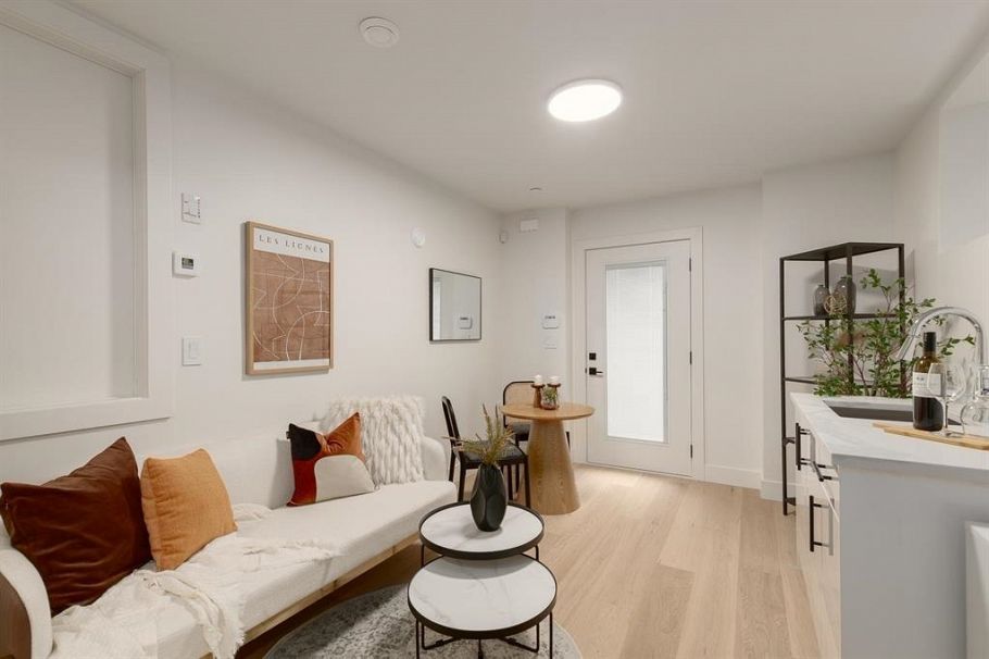 2 2658 Dundas Street Vancouver, BC - 30