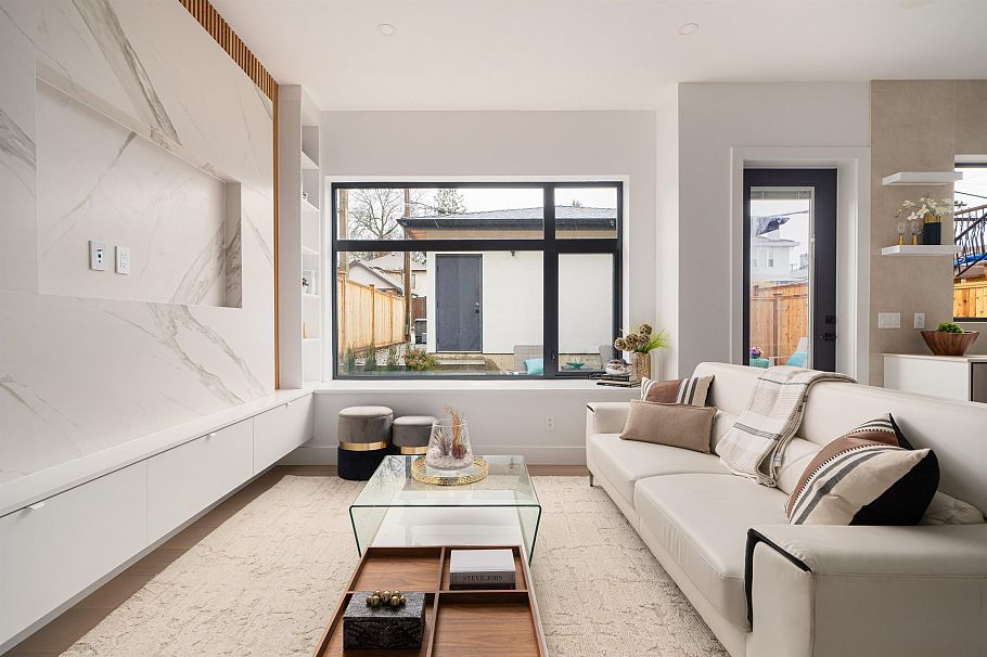 2 2474 E 21st Avenue Vancouver, BC - 7