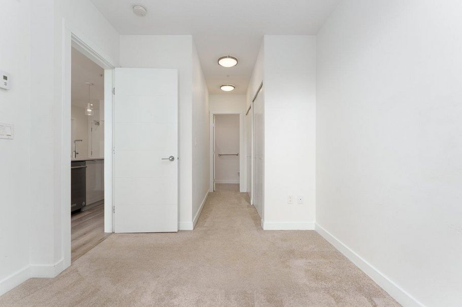 202 128 E 8th Street North Vancouver, BC - 15