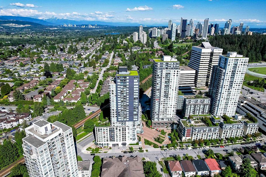 1003 5470 Ormidale Street Vancouver, BC - 3