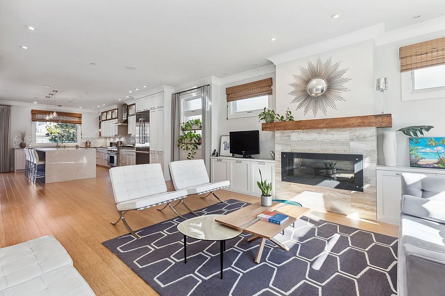 3963 W 20th Avenue Vancouver, BC - 6