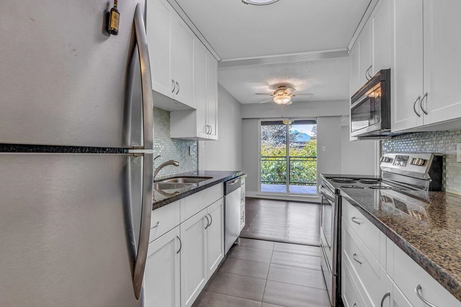 2224 Eton Street Vancouver, BC - 2