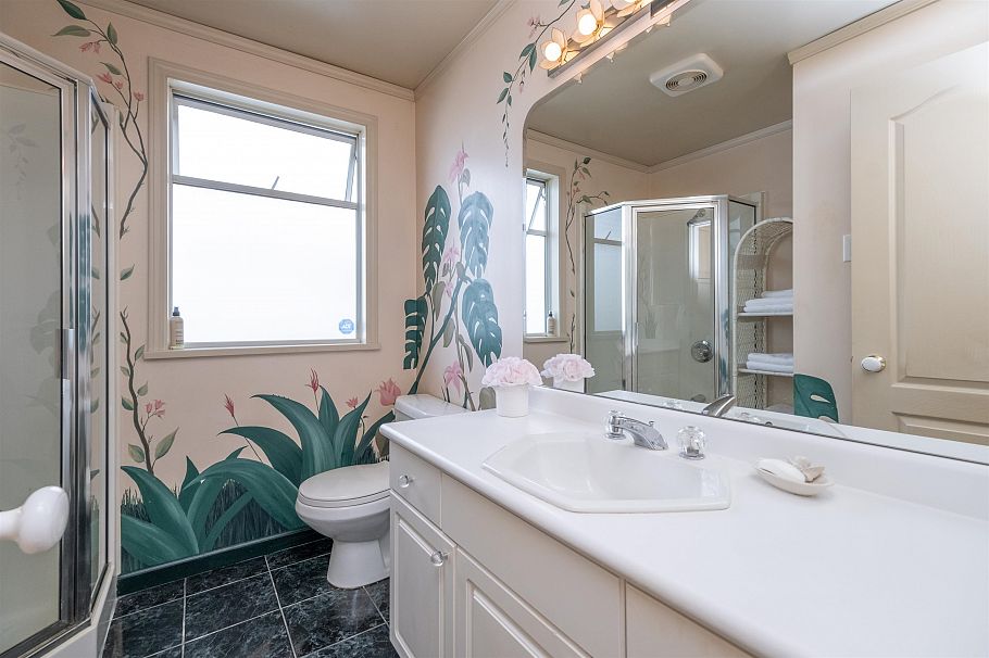 5020 Moss Street Vancouver, BC - 8