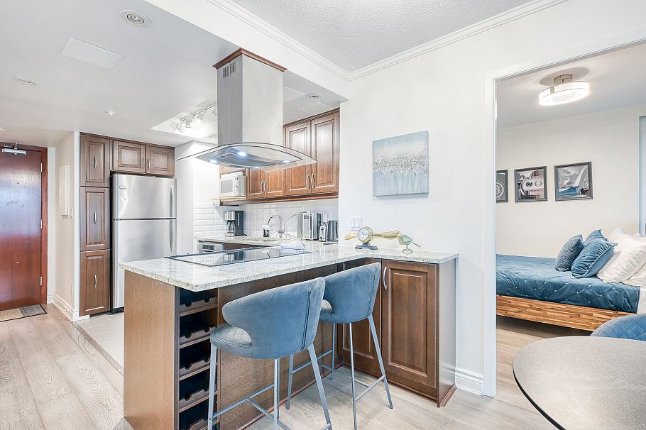 1705 1050 Burrard Street Vancouver, BC - 16