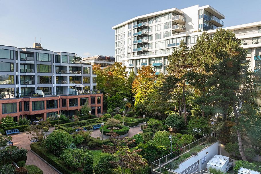 410 2201 Pine Street Vancouver, BC - 33